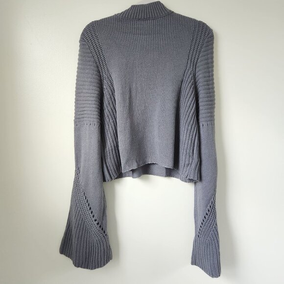 NWT Tobi Flared Sleeve Grey Sweater Large - Picture 5 of 8